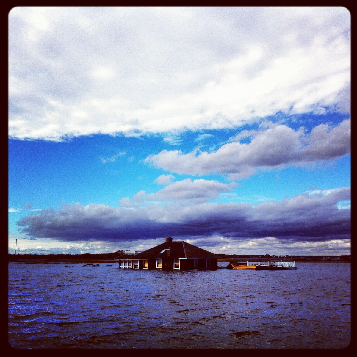 025_Andrew_Quilty_Hurricane_Sandy_Instagram_010.jpg